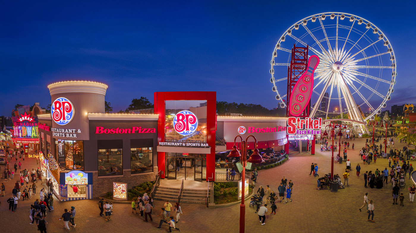 Boston Pizza Clifton Hill Exterior at Dusk 黄昏时分的波士顿披萨克利夫顿山外景
