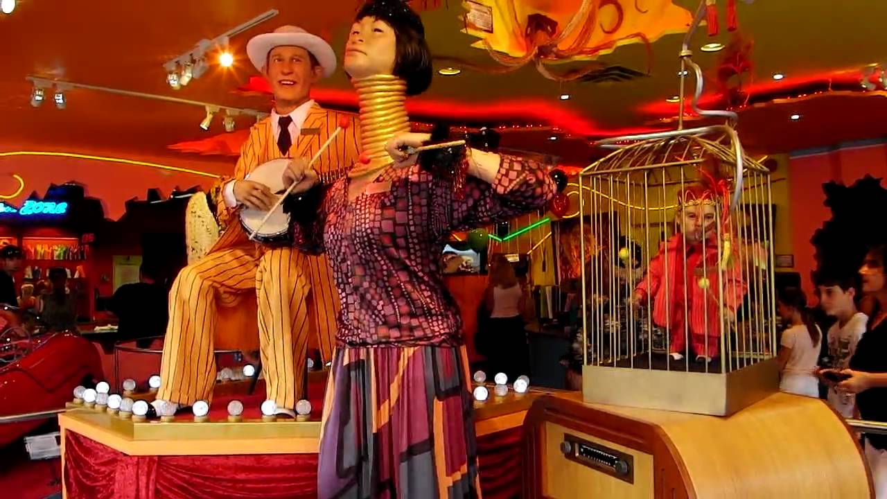 RIpley's Oddotorium休息室入口区域